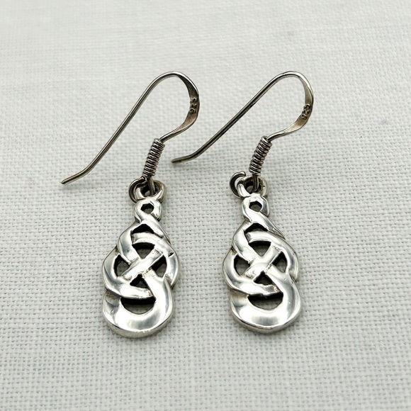 925 Sterling Silver Celtic Knot Dangle Earrings - Picture 7 of 8
